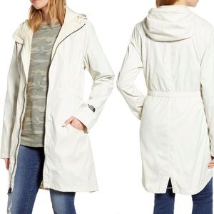 The North Face Rissy 2 Hooded Water Repellant Rain Coat